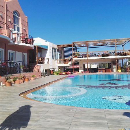 Epis Hotel Agia Marina  Exterior photo