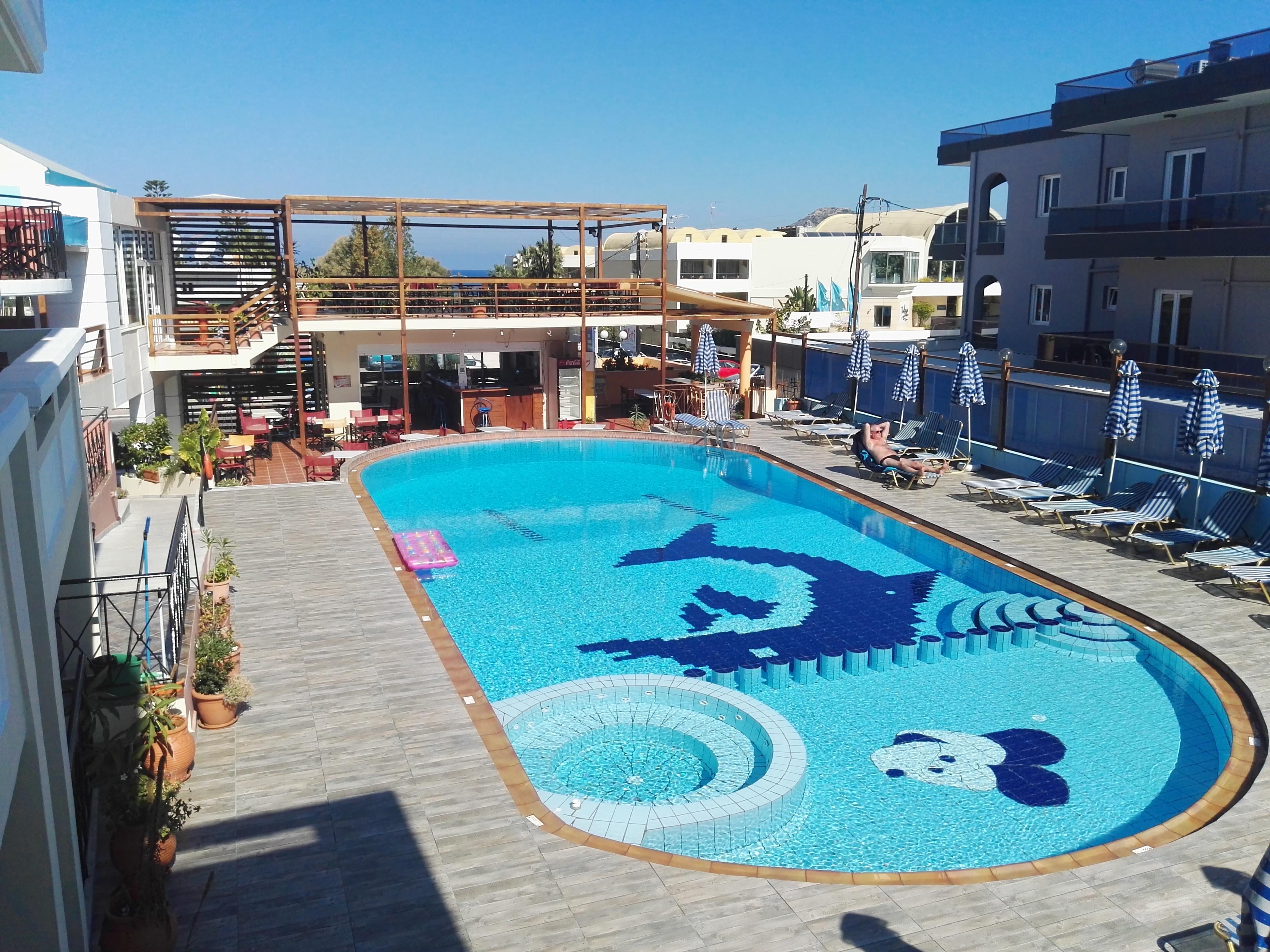 Epis Hotel Agia Marina  Exterior photo